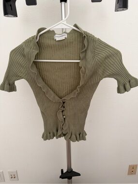Lovers + Friends Olive Ribbed Ruffle-Trim V-Neck Cardigan